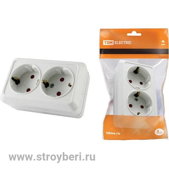 SQ1801-0062 Розетка двойная 2П+З открытой установки с з/ш IP20 16А, белый 'Ладога' TDM