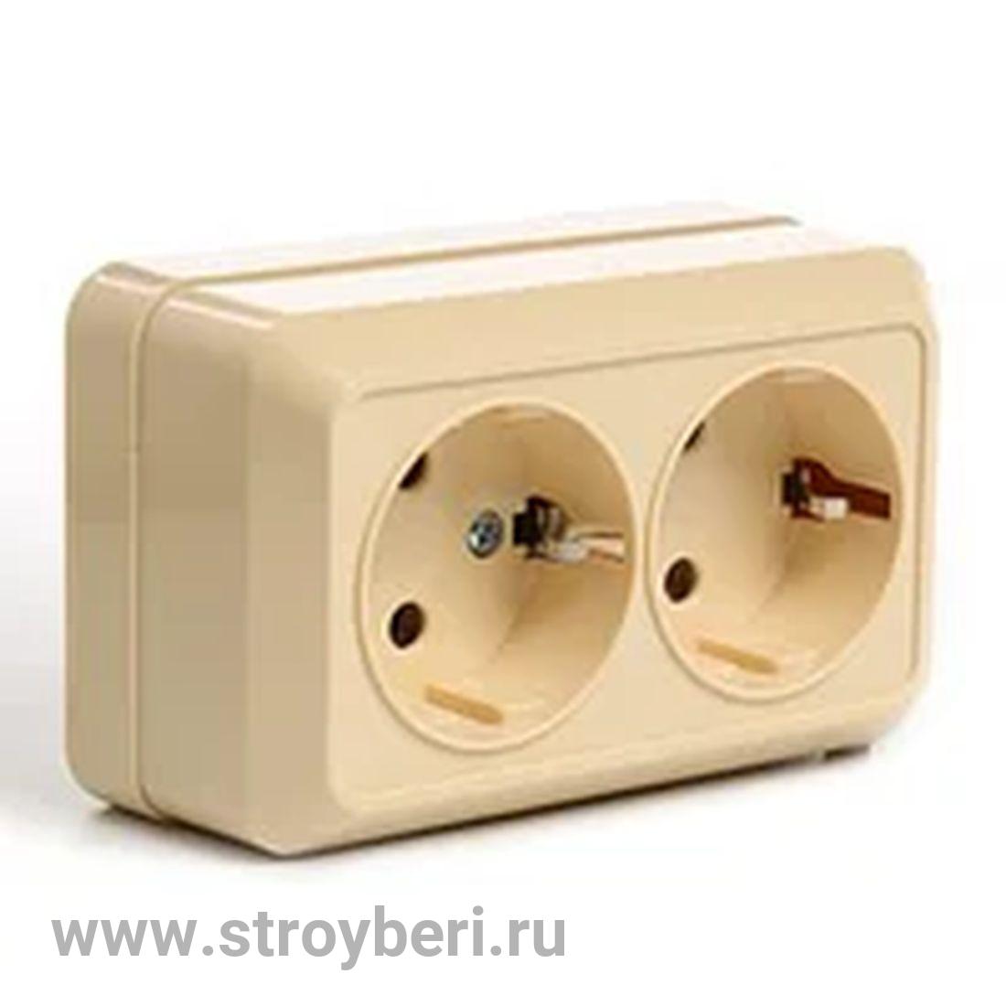 SQ1801-0066 Розетка двойная 2П+З открытой установки с з/ш IP20 16А, слоновая кость 'Ладога' TDM